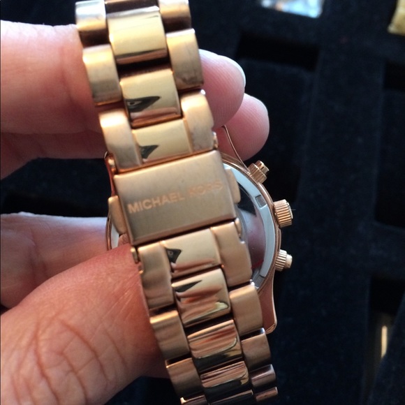 Gold Michael Kors Watch - Picture 2 of 3